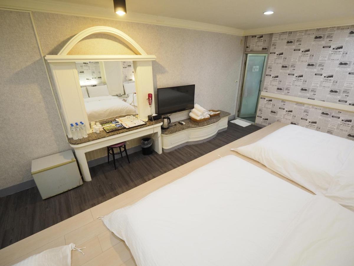 合悅都會商旅 Heyue Hotel Хсинчу Сити Екстериор снимка