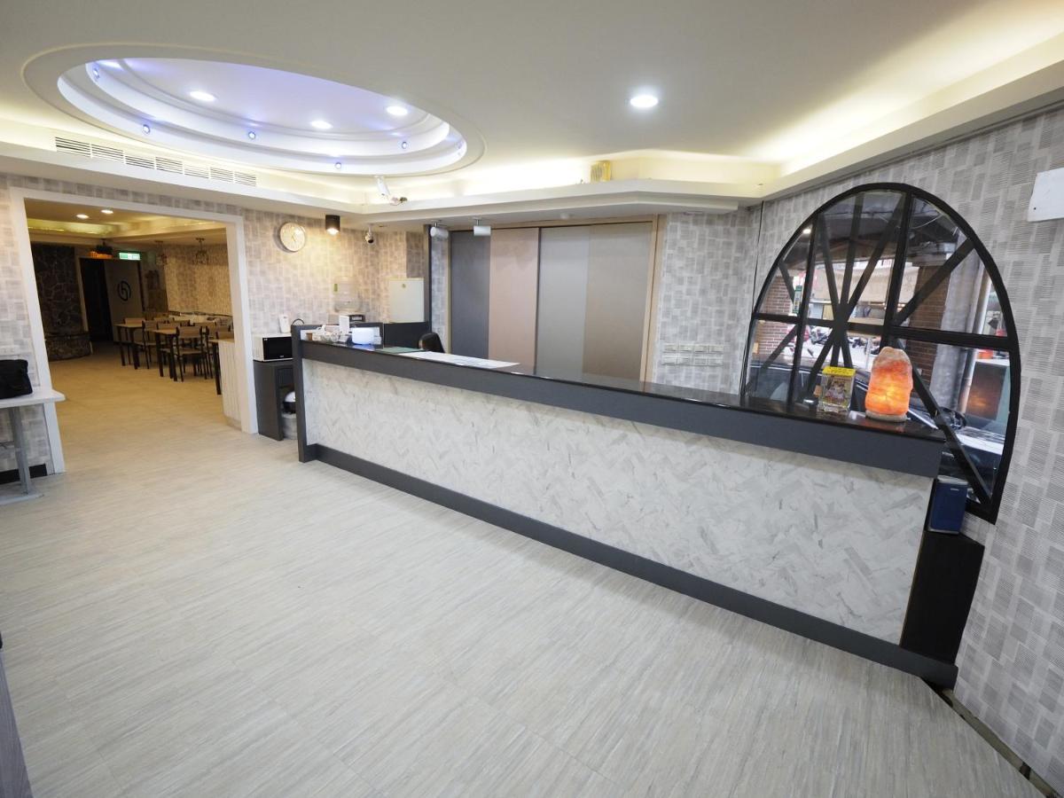合悅都會商旅 Heyue Hotel Хсинчу Сити Екстериор снимка