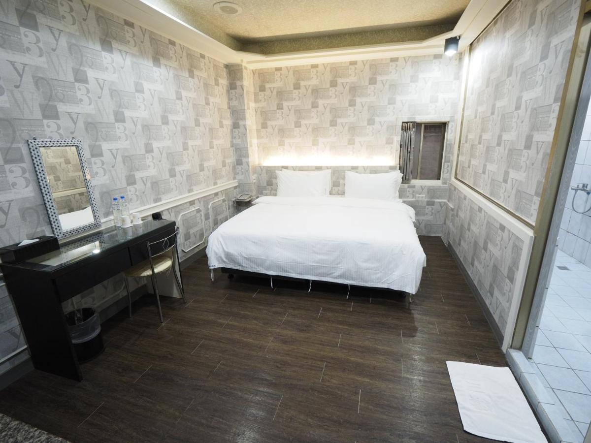 合悅都會商旅 Heyue Hotel Хсинчу Сити Екстериор снимка