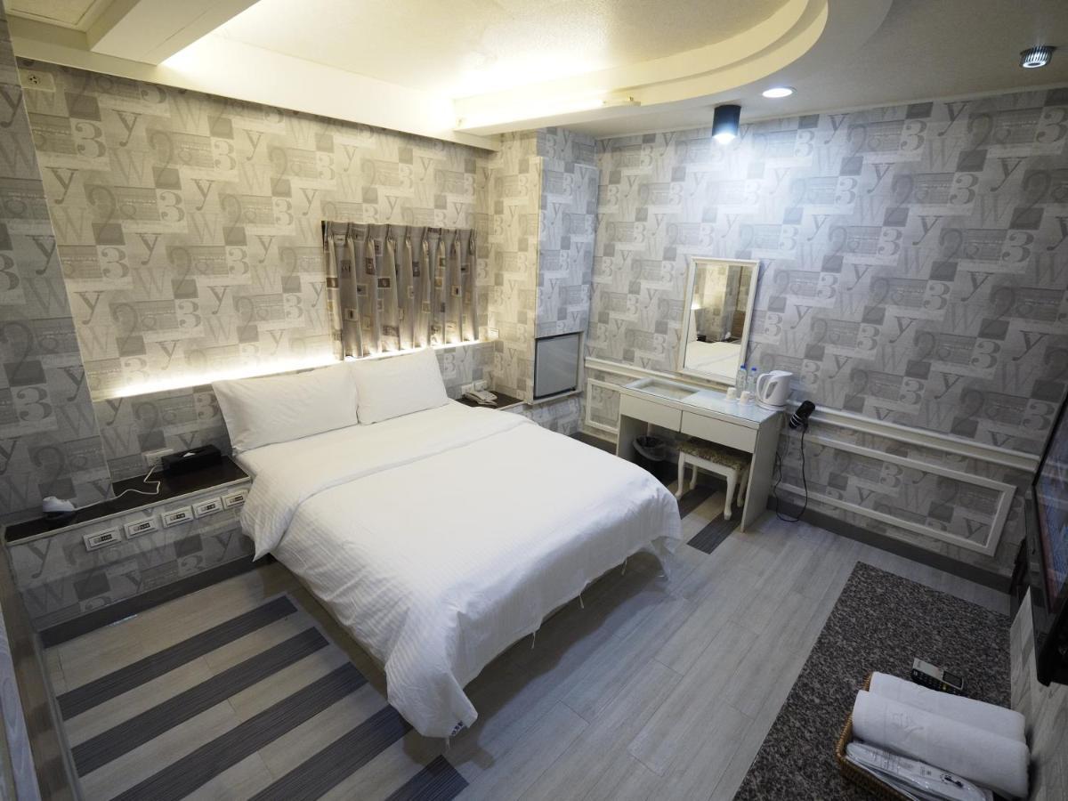 合悅都會商旅 Heyue Hotel Хсинчу Сити Екстериор снимка